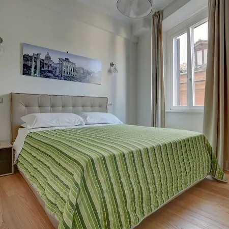 La Casa Sui Fori *