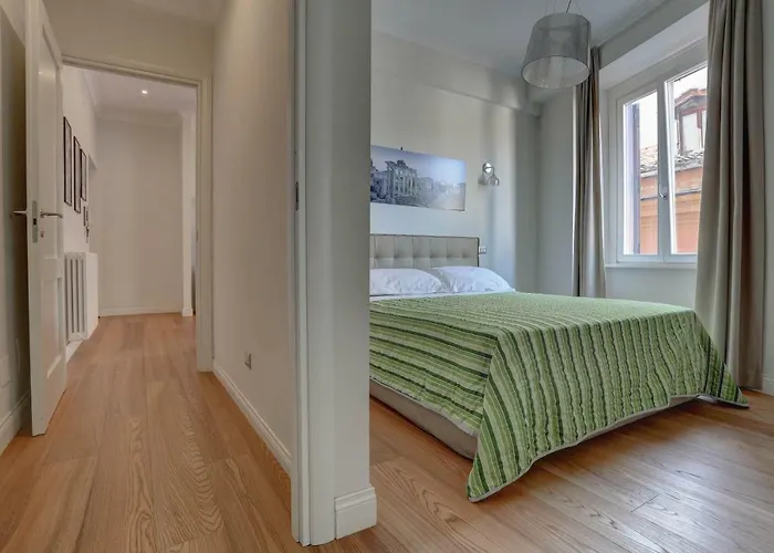 La Casa Sui Fori * روما